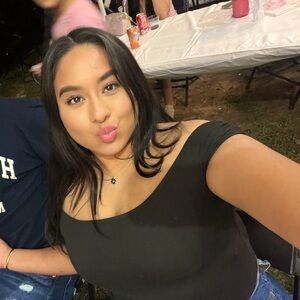 Meet your Posher, Cindy